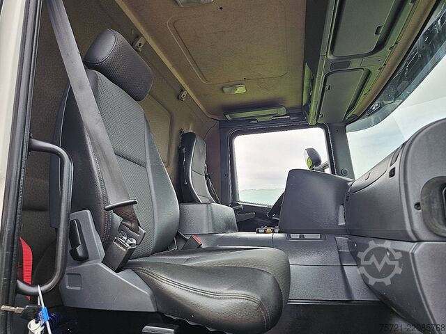 Platte bak SCANIA P360