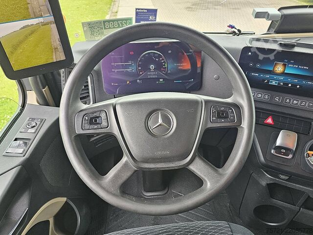 Standard-SZM MERCEDES-BENZ ACTROS 1845 LS MP5 RETARDER 2X TANK