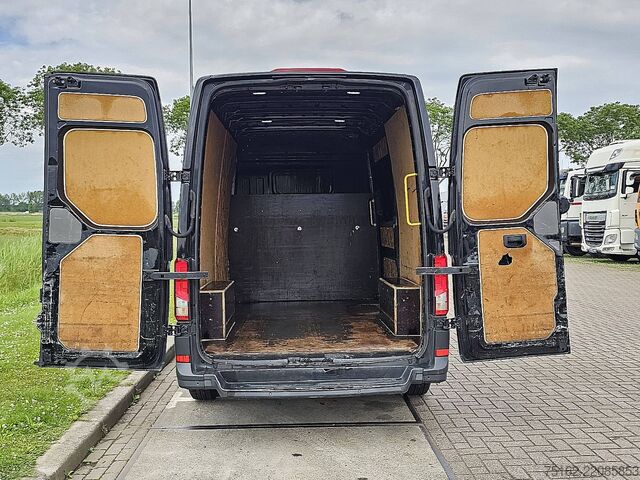 Kombi z wysokim dachem VOLKSWAGEN CRAFTER 35 2.0 L3H3 140Pk Euro6 AC!