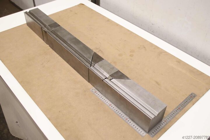 Dělený ohraňovací nástroj 1053 mm unbekannt 97/97 mm 90°