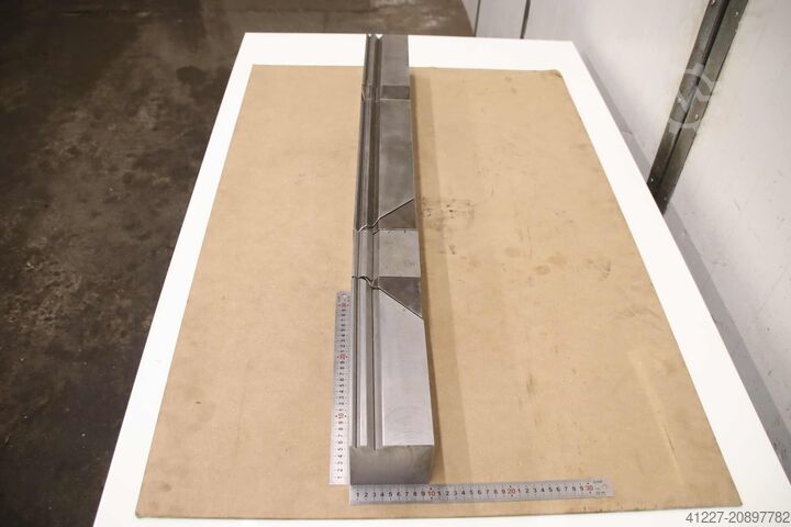 Dělený ohraňovací nástroj 1053 mm unbekannt 97/97 mm 90°