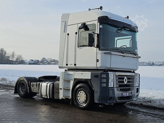 Estándar-SZM RENAULT MAGNUM 440