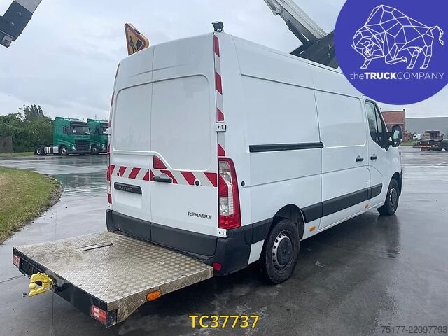 Πλατφόρμα ανύψωσης Renault Master 145.35 klubb