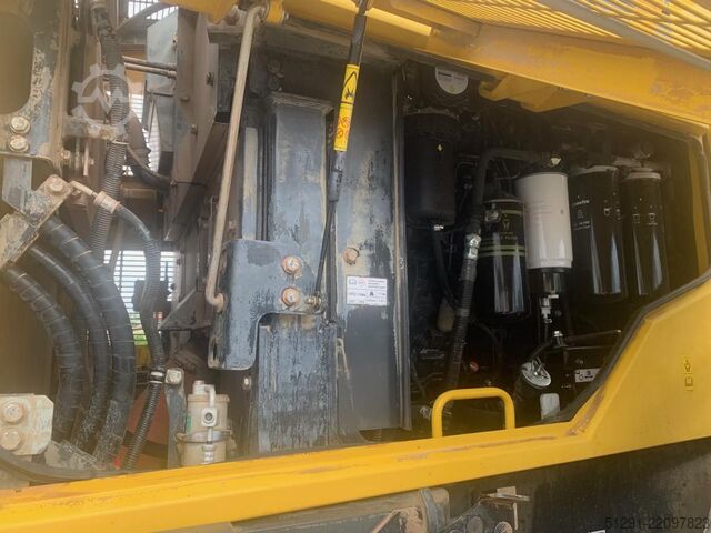 Radlader Komatsu WA500-8
