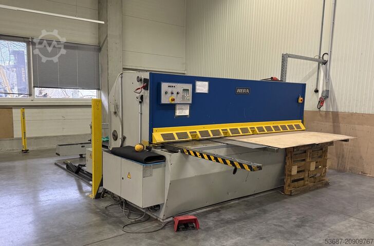 Hydrauliczna nożyca gilotynowa Hera TS 3000x4