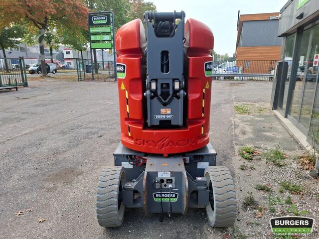 Plate-forme de travail télescopique articulée Skyjack SJ30 ARJE