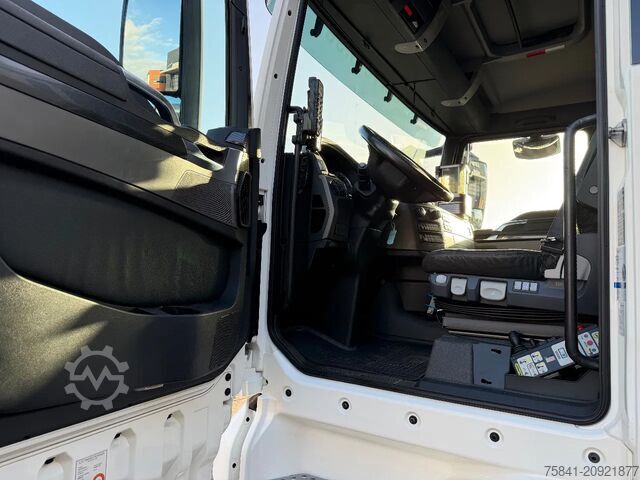 Sistem de braț cu cârlige MAN TGX 35.560 8x4-4BL Palfinger PK 34002-SH F + Ha...