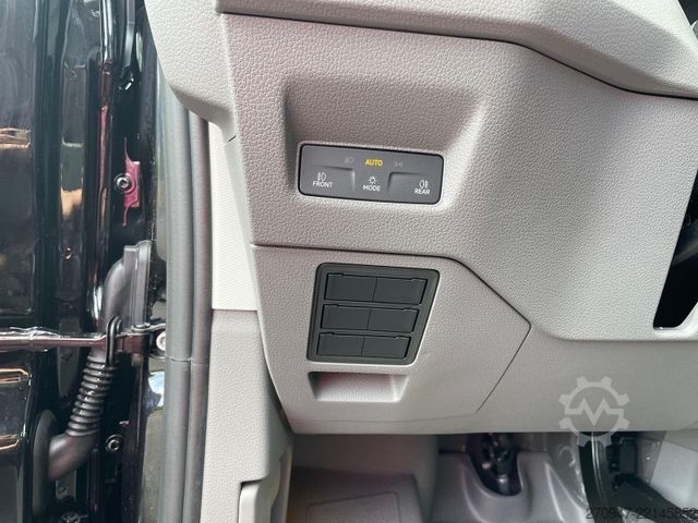 Pick-up bestelwagen MAN TGE 3.180 Pritsche DOKA MR 4x4 ACC LED DIFF-SPER