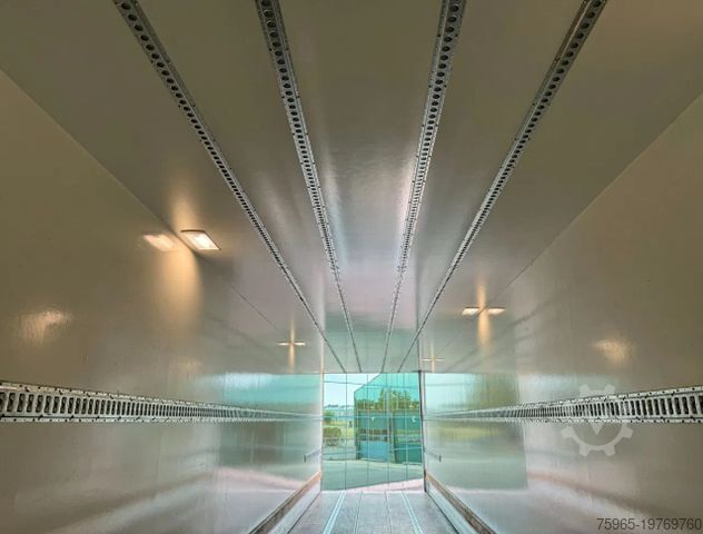 Skåpsemitrailer Other FAG 2 AS BURGERS BAK GEISOLEERD GEGA