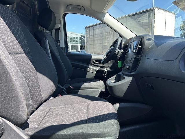 Skåpbil MERCEDES-BENZ Vito 114 CDI KA PRO kurz Kamera Navi Sitzhzg. ..