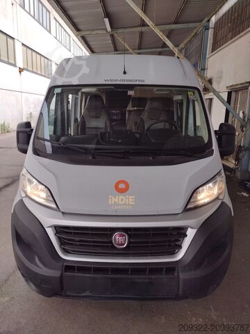 τροχόσπιτο/αυτοκινούμενο τροχόσπιτο Fiat Weinsberg Carabus 600 K | 4 posti letto | Completamente attrezzato