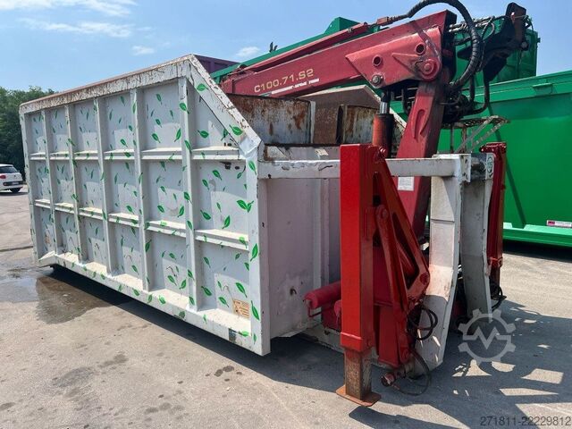 Abrollcontainer  CONTAINER SCARRABILE USATO A CIELO APERTO CON GRU