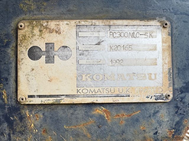 Excavadora de cadenas KOMATSU PC 300 NLC-5K