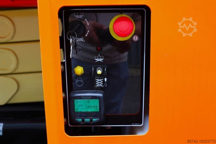 Schaarlift JLG RT2669 Unused, Diesel, 10m Working Height, 680kg C