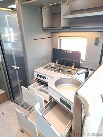 Integriertes Wohnmobil HYMER/ERIBA B-Klasse MC I 680 ALDE, Autarkie-Paket Smart