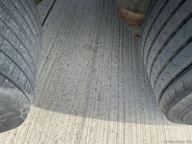 Auflieger mit Pritsche & Plane KÖGEL SN 24 * GETRÄNKE * HUBDACH * SAF-ACHSEN *