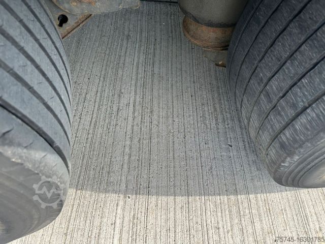 Auflieger mit Pritsche & Plane KÖGEL SN 24 * GETRÄNKE * HUBDACH * SAF-ACHSEN *