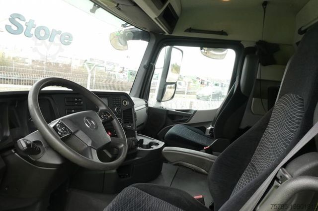 Vrachtauto met open laadbak MERCEDES-BENZ Antos 2543 L/6x2 Pritsche Heckkran