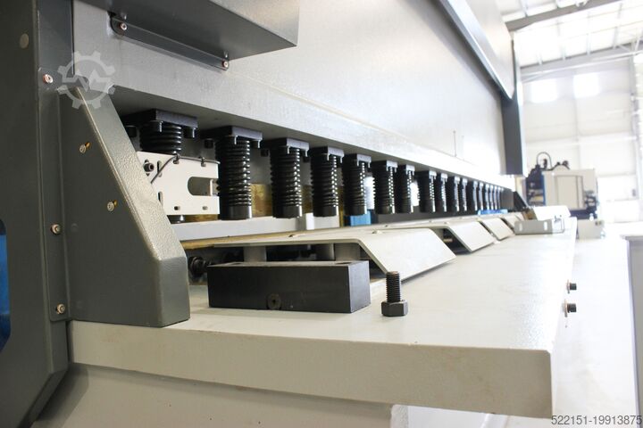 Kantpers (afkantpers) ACCURL MS8-13X4000