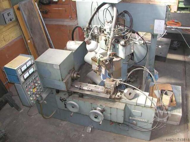 Cilindrische slijpmachine CINCINNATI R-119