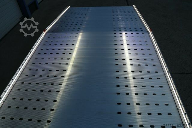 Bestelwagen autodrager IVECO Daily 35S18HA8/P Fahrzeugtransporter 490x210