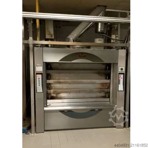 Ugn med fyra eldstäder, 12 utlopp, Trä/Gas/Bränsleolja Mondial Forni MO-12-B