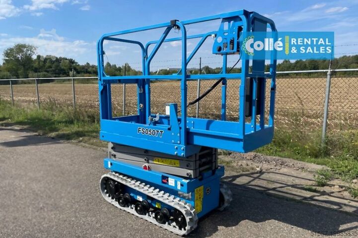 Ascensore a forbice Fronteq FS0507T Tracked Scissor Lift | 2025