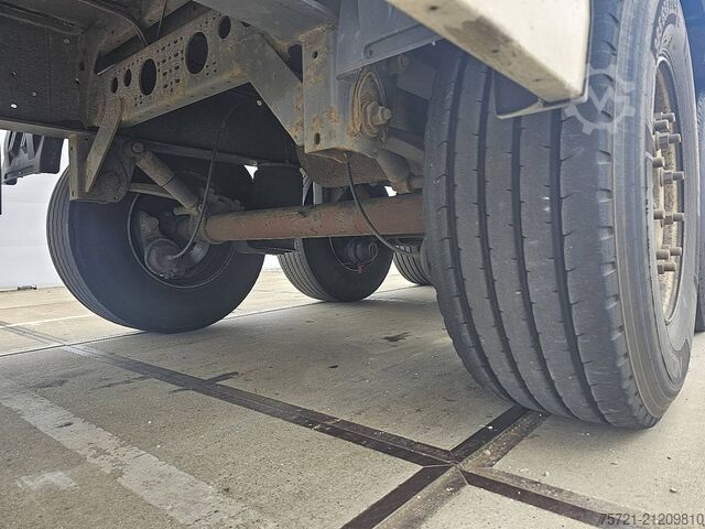 Schuifzeilen KRONE SDP 02 BÄR 2 TONS TAILLIFT