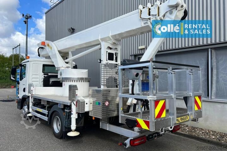 Op vrachtwagen gemonteerd platform Palfinger P 300 KS | 2023