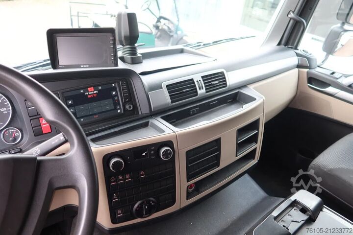 Standard tractor MAN TGM 15.290 Trekker + Heiwo city trailer geisole...