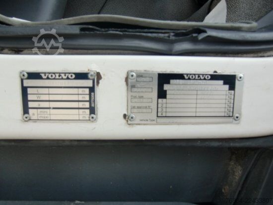 Camion refrigerato VOLVO FL 280 KüHLKOFFER, AUTOMATIK, E6, MIT LBW, THERMO KING