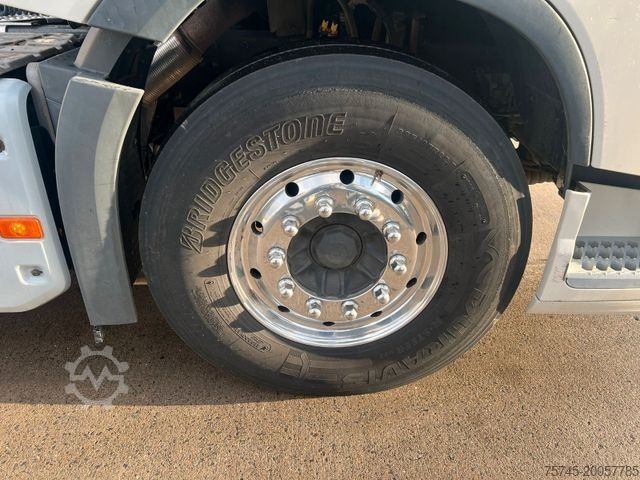 Standard trækkerunit VOLVO FH 500 * GLOBETROTTER * 2x TANK *