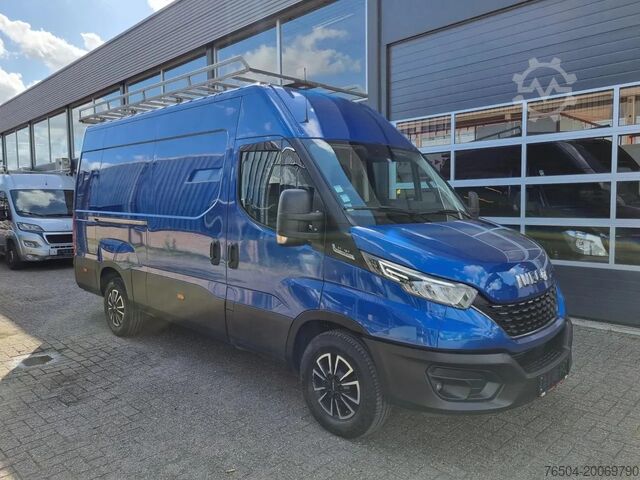 Delivery van Iveco Daily 35S16 HI-MATIC 2.3 L2H2/ Airco/ Navi/ LED...
