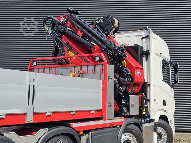 Padrão-SZM Scania R590 V8 8x2 / HMF 9520 CRANE - JIB - WINCH / TR...