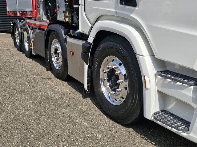 Standard-SZM Scania R590 V8 8x2 / HMF 9520 CRANE - JIB - WINCH / TR...