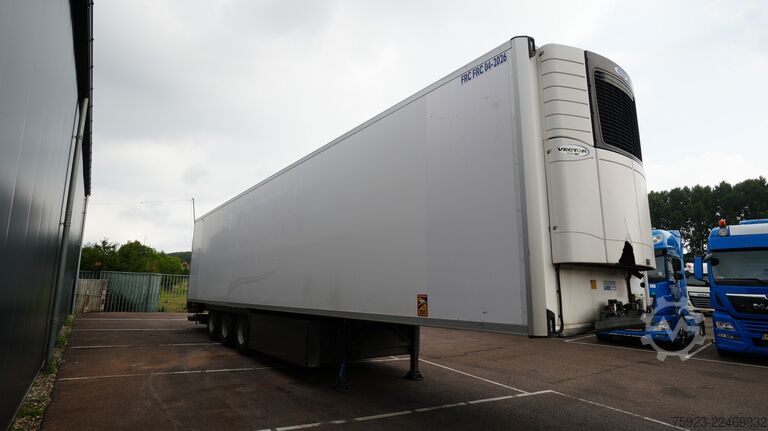 Kühl-/Tiefkühltransport LAMBERET 3 Axle frigo trailer Carrier Vector 1950 Bi-Temp