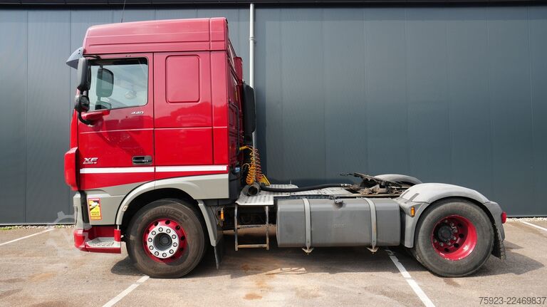 Gefährliche Stoffe DAF XF 440 ADR tractor unit