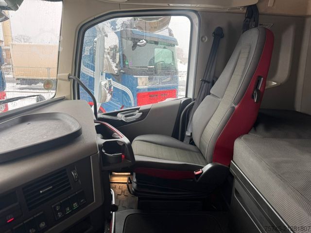 Volume trekker VOLVO FH 460 * FLACHDACH * VOLUMEN * 1. HAND * TOP *