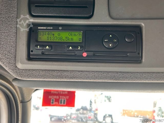 Furgon skrzyniowy MERCEDES-BENZ Atego 816 R - Koffer, Arztpraxis, Eventfahrzeug