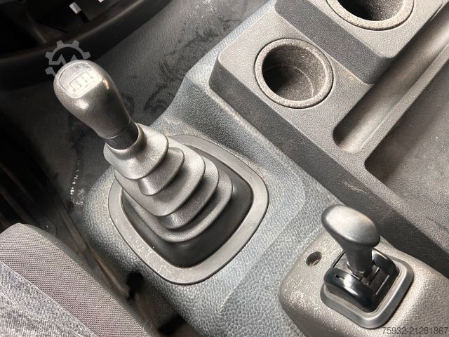 Furgon skrzyniowy MERCEDES-BENZ Atego 816 R - Koffer, Arztpraxis, Eventfahrzeug