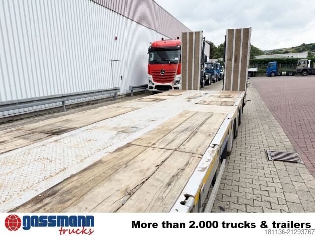 Low loader semitrailer  CYL 3, mit Lift-/Lenkachse, faltbare Rampen