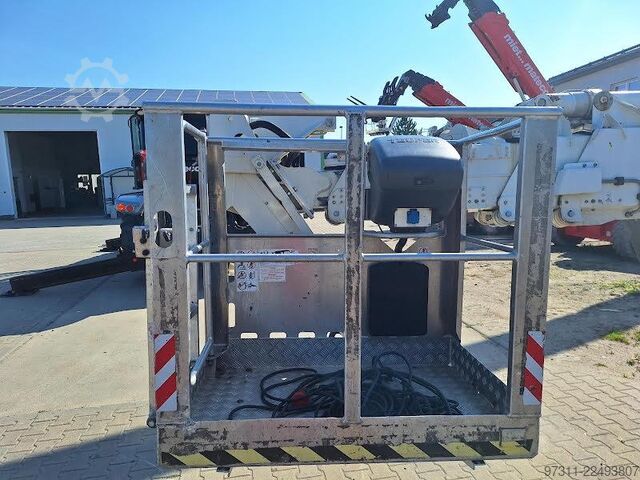 Hefplatform Teupen LEO 36 T