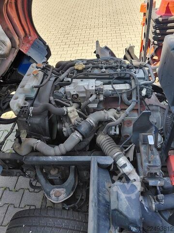 Vrachtwagenhoogwerker Ruthmann TB 270 / NISSAN CABSTAR