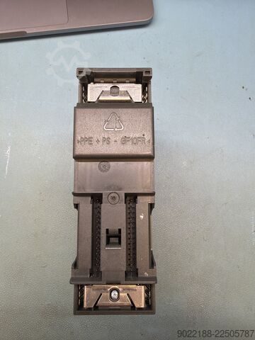 Unidade de controlo Siemens 6ES7 334-0CE01-0AA0