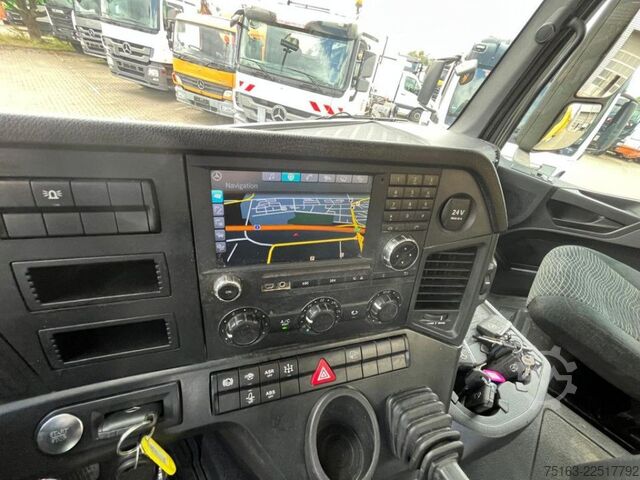 Tre-sidet tipbil MERCEDES-BENZ Arocs 2648 6x4 3-Achs Kipper Meiller