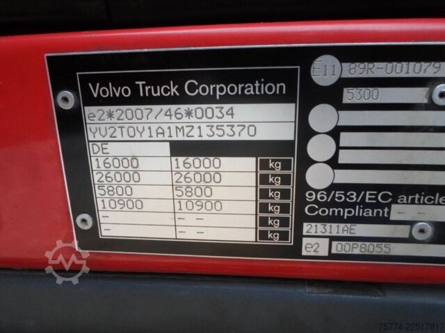 Samochód ciężarowy z plandeką typu platforma VOLVO FL 280/ LBW/ EDSCHA VERDECK !!