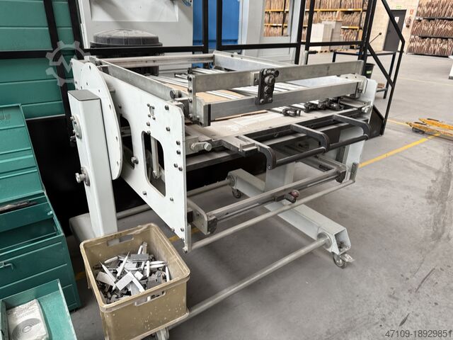 Auto bord IBERICA OPTIMA 106