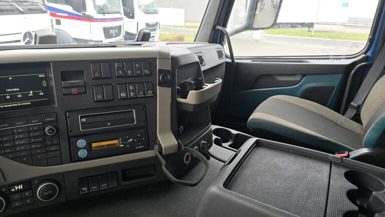 Camión cisterna Volvo FM 460 6x2