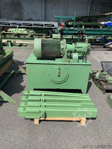 Creel rollenbaan met dwarstransportband EWD Esterer RG 2000 Q