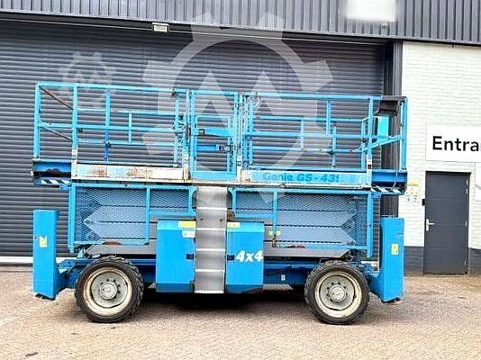 Hefplatform Genie GS 4390